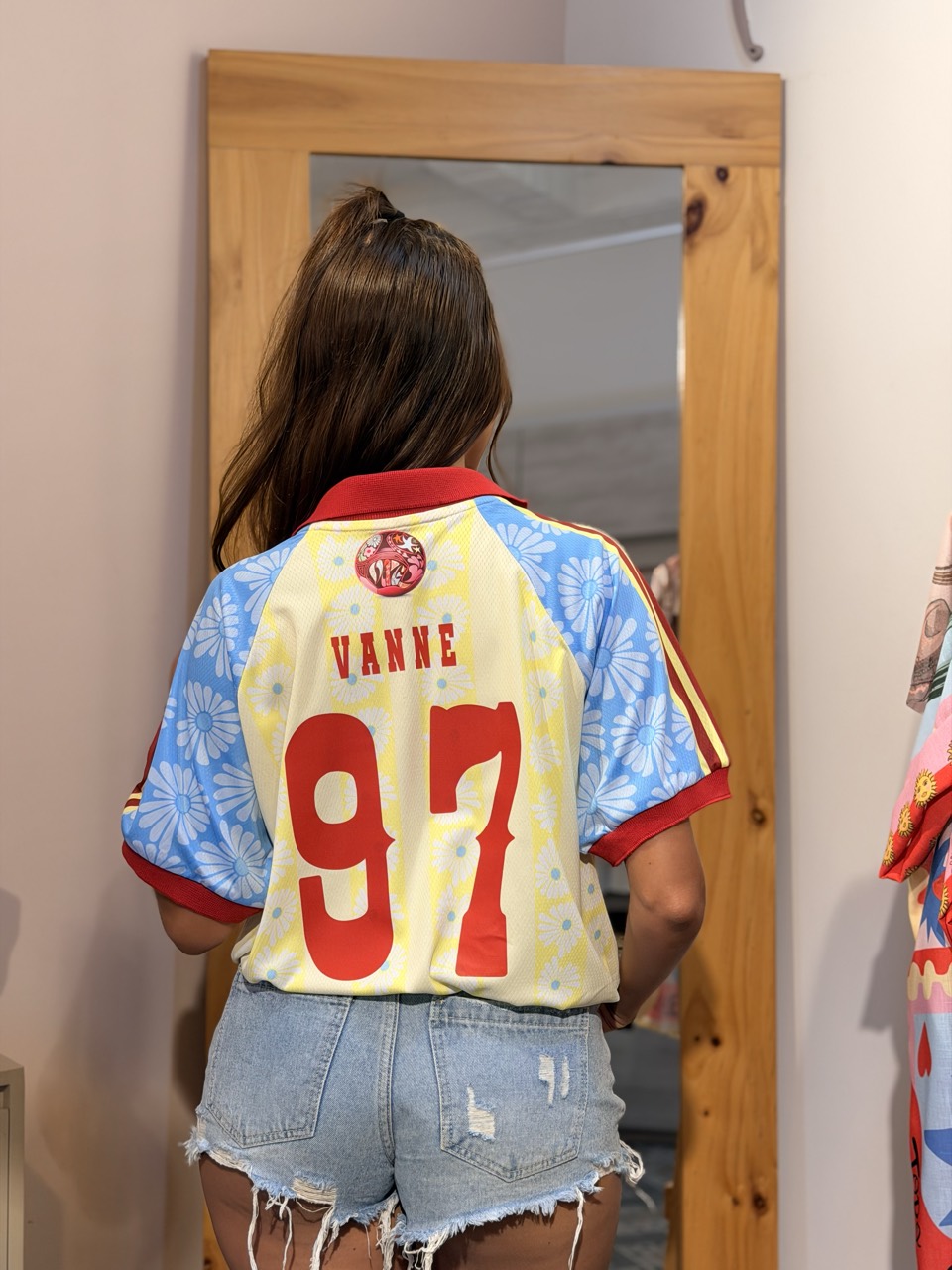 Espalda de la camiseta personalizada con nombre y número